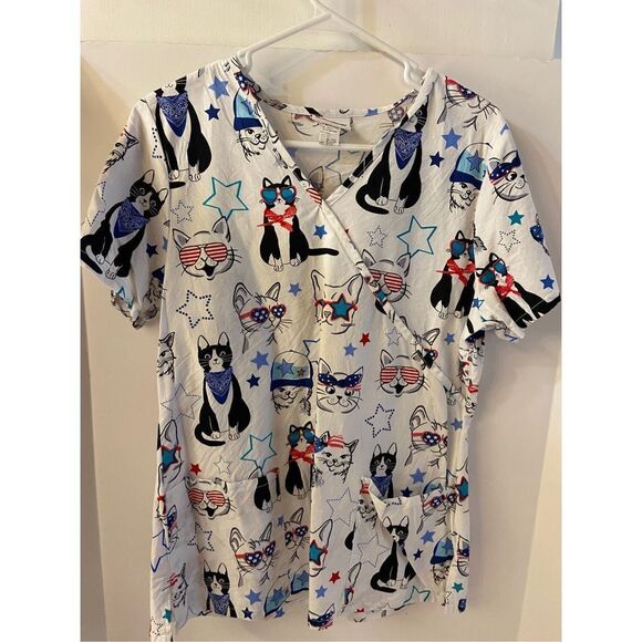 Scrubstar top white top red/blue 4th July #93643 - Picture 1 of 7